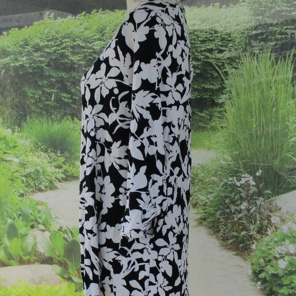 J.Jill Top - Picture 2 of 3